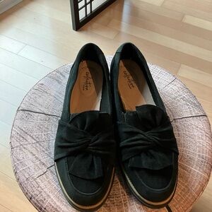 GUC Clarks Sharon loafer size 9.5M